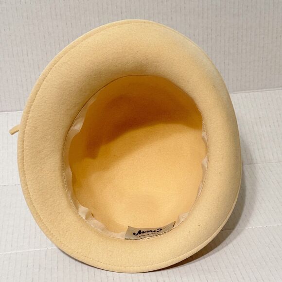 Vintage MARIVA ENGLAND Cloche Felt Hat Cream Color w Decorative Band main image 4